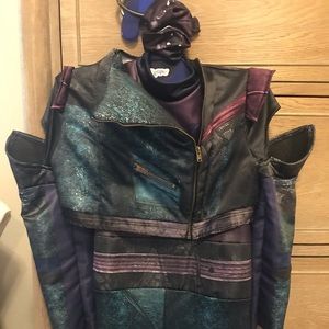 DIsney Mal costume - size M - 7yrs
